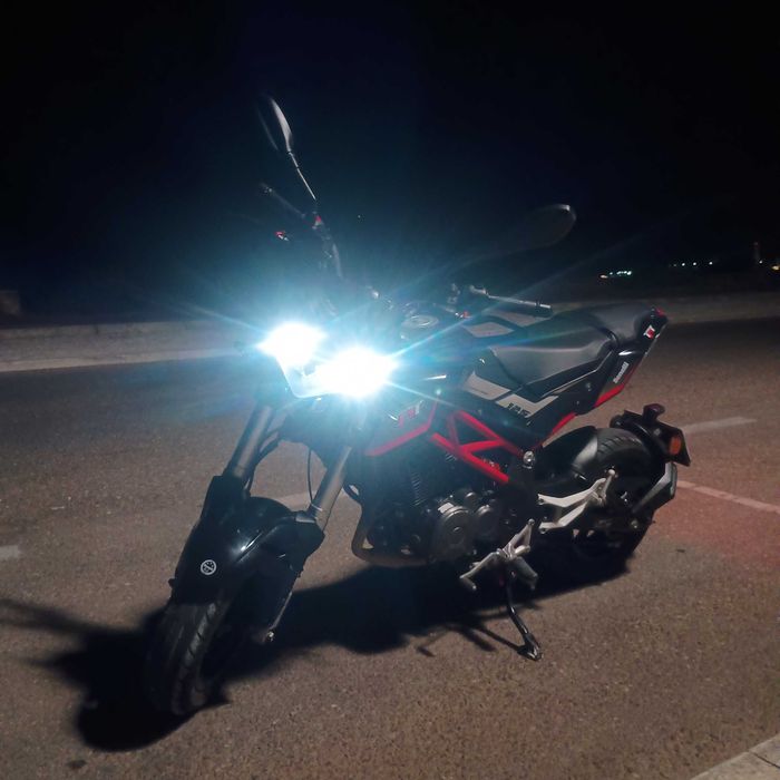 Benelli TNT 125 | Edição de Design Italiano (2021)