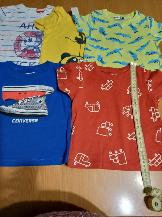Футболки,майки на хлопчика 9-12 міс.