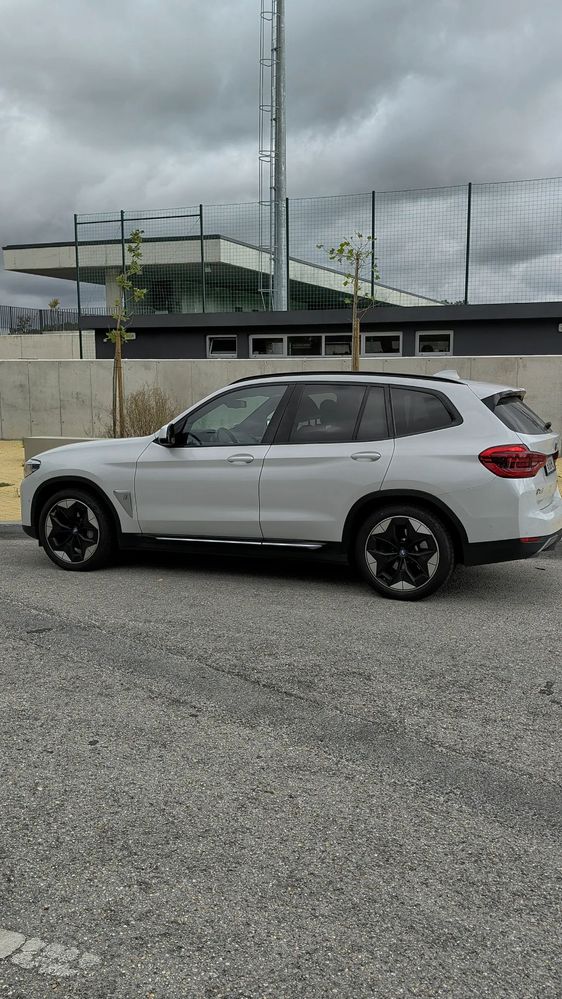 BMW iX3 Impressive