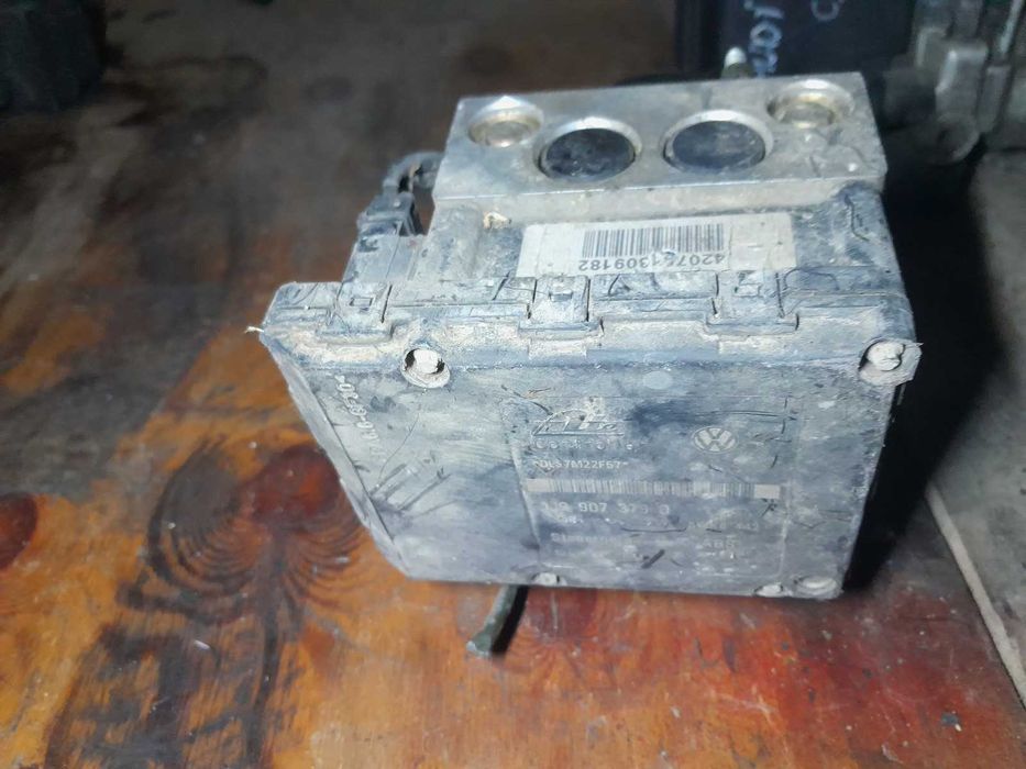 Pompa hamulcowa ABS Vw Sharan 1996- 7M0'907379D 7M0'614111P