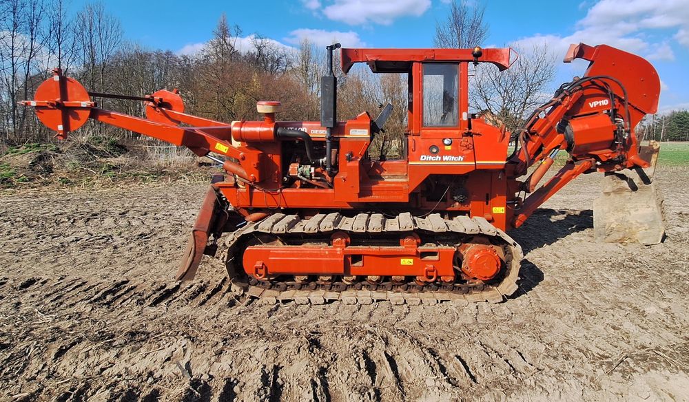 Plugoukladacz Ditch Witch