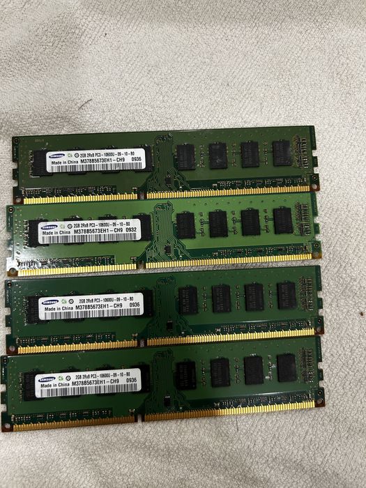 Оперативна пам’ять Samsung DDR3 2GB PC3-10600 (1333 MHz)