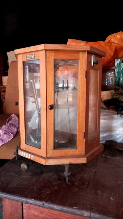 Весы лабораторные аналитические аптечные