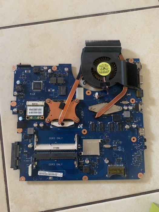 Płyta główna Samsung R530 R525 | i3-350M | WiFi | BA92-06021B