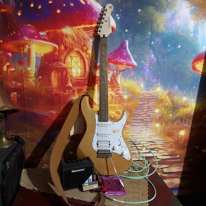 Zestaw Gitara elektryczna Jamaha 112J + Wzmacniacz Blackstar Fly 3 Blu