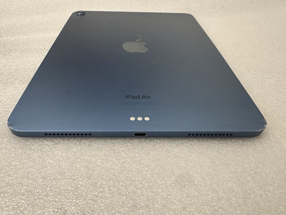 iPad Air 5 256гб  2022 10.9 Wi-Fi