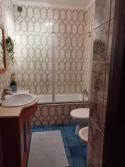 Quartos no Bonfim - 400 € C/ recibo e contrato + Despesas