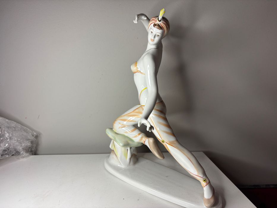figurka kobieta w stylu art deco retro prl
