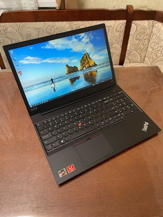 Ноутбук 15" FHD Lenovo Thinkpad E595 (Ryzen 5 3500U/16/SSD256/Vega 8)