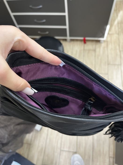 Продам стильный кожанный клатч
