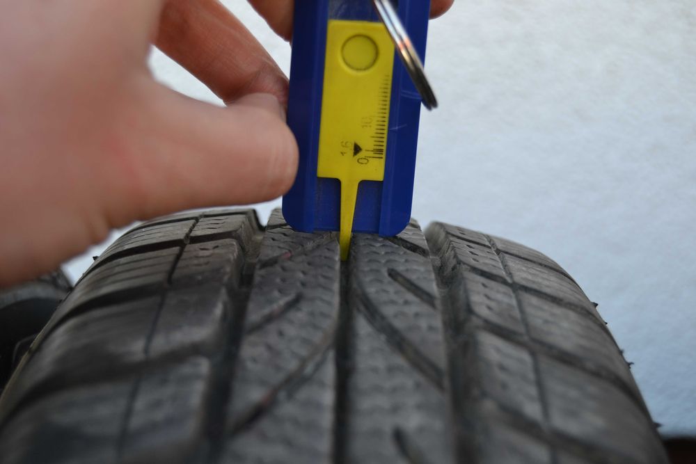 2x całoroczne 155/80r13 Maxxis Allseason 7mm 155/80-13 wielosezon