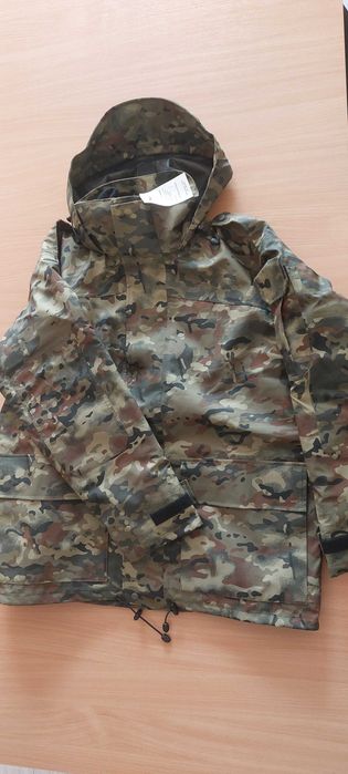 Nowe militarne ubranie SG na złą pogodę GoreTex SG