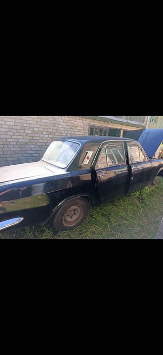 Автомобіль волга 24
