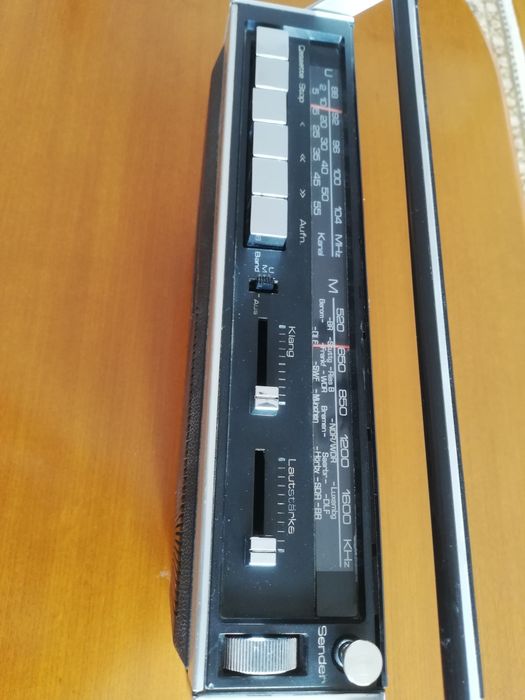 radio magnetofon Saba