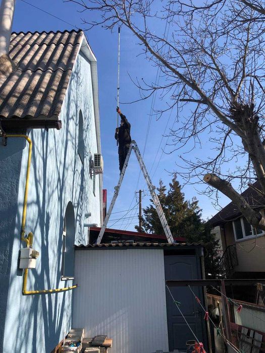 Розліснення ділянки, щепування, подрібнення гілок, зрізання дерев