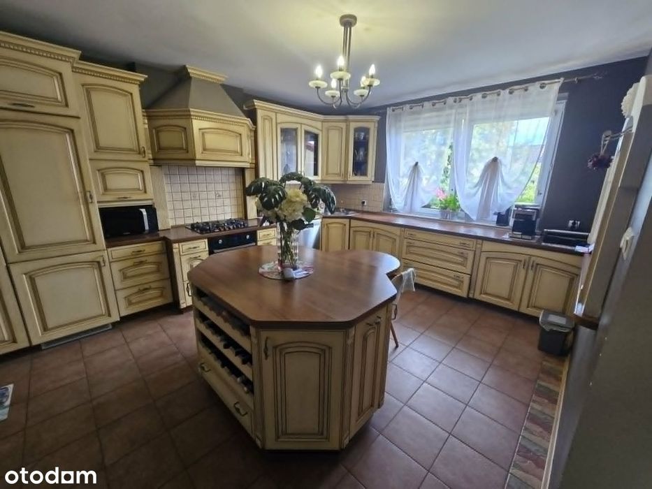 Mieszkanie na sprzedaż, 4 pokoje, 205 m², Lubin