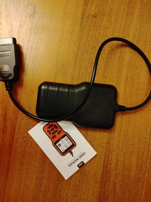 Автомобильный сканер obd 2 v500