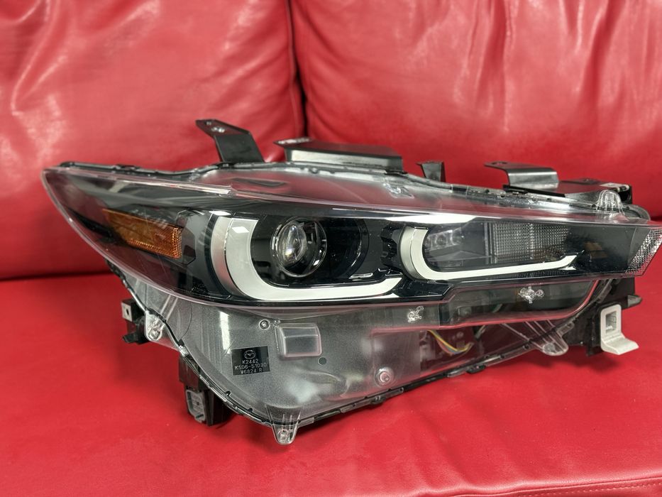 Продам правая Фара Mazda CX-5 2022 2023 2024 LED Оригинал