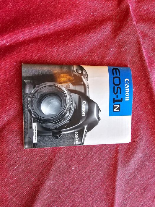 Canon EOS-1N em ótimo estado!