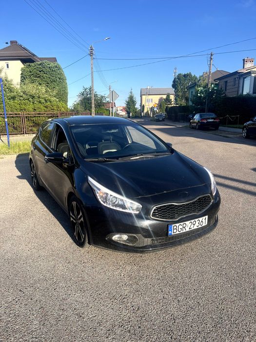 Kia ceed 2 1.6 gdi rok 2012 po kolizji