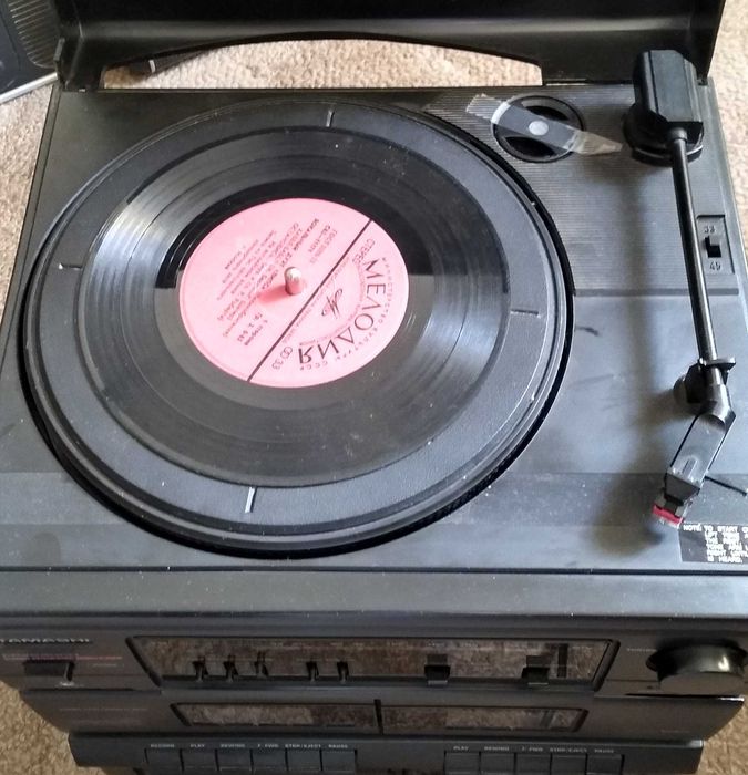 Раритетный музыкальный центр Tamashi