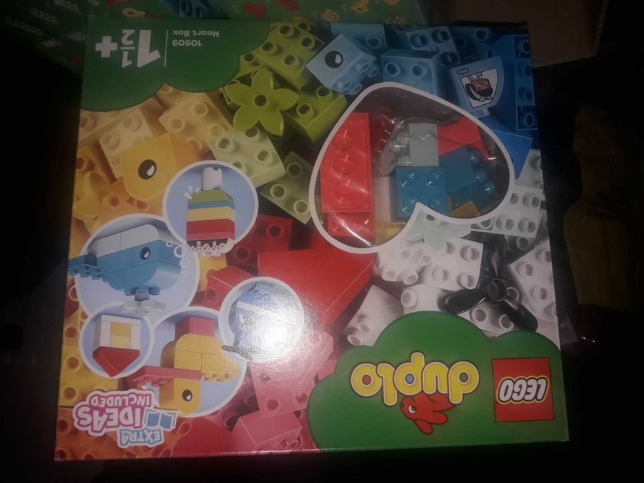 LEGO Duplo pudełko z serduszkiem