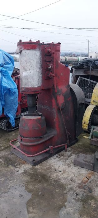 Вальці листогиб молот станки сверлільний