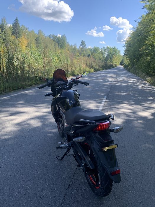 мотоцикл Lifan kp200