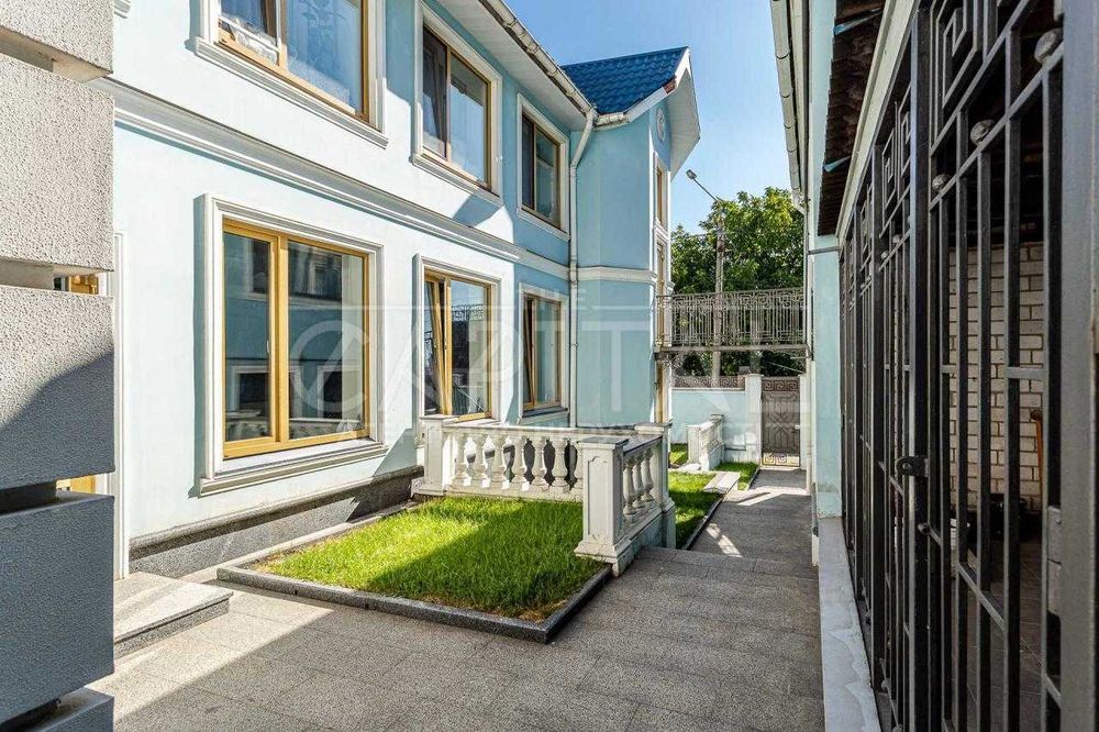 Продаж будинку у Києві, Печерський р-н