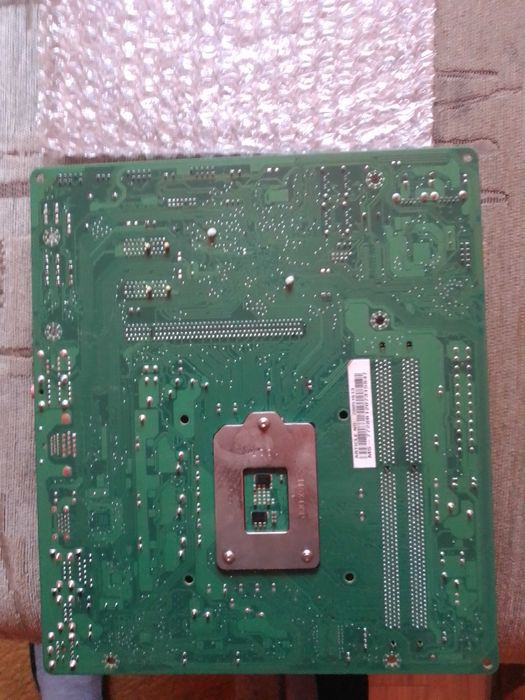 Płyta główna MS-7728+i3 3245 +chlodzenie+6 gb ram