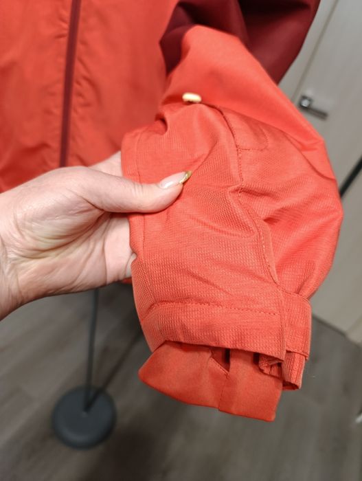 Жіноча лижна куртка S-M