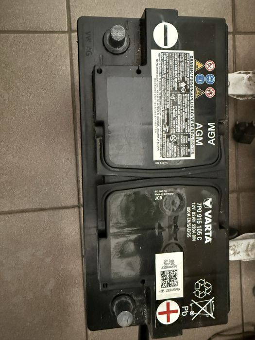 Акумулятор VARTA  AGM  12 v 92 Ah