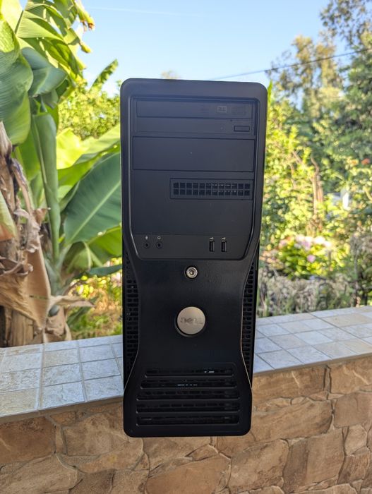 PC Dell T3500 com 24gb e quadro 2000 usado