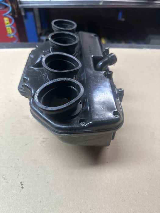 Kawasaki Zephyr 750 ZR750 Airbox Wloty powietrza filtr