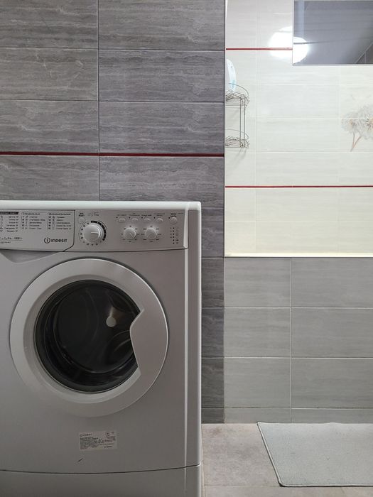 Подобово 2 кім. кв.  навпроти обласної лікарні, ЖД вокзал -  2 хв.