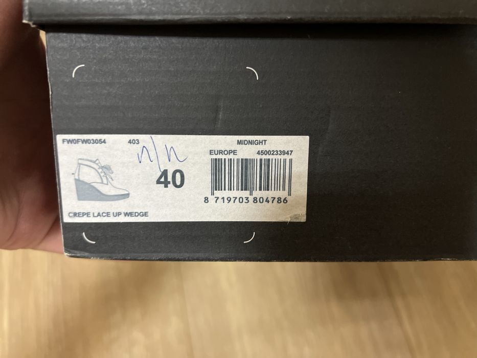 Tommy Hilfiger взуття на танкетці