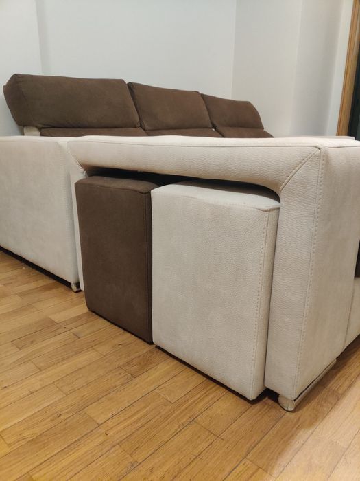 Sofá com chaise longue