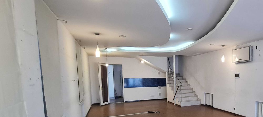 Продаж фасадного приміщення по вул. Погранична. 200 кв.м.