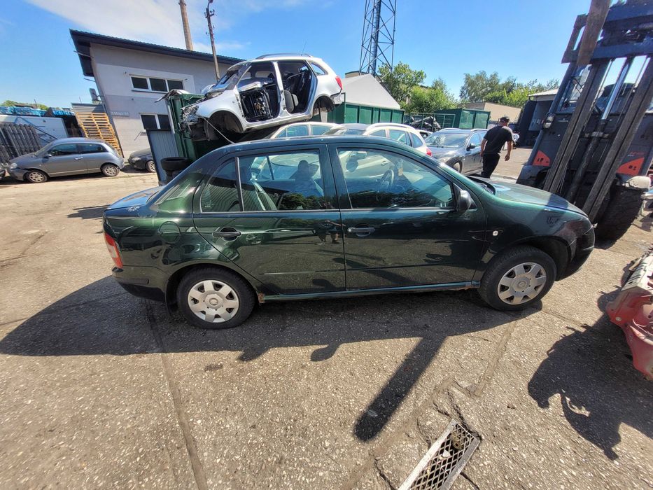 2005 Skoda Fabia I 1.2 12V AZQ 64 KM LAKIER 9570 Silnik Skrzynia części