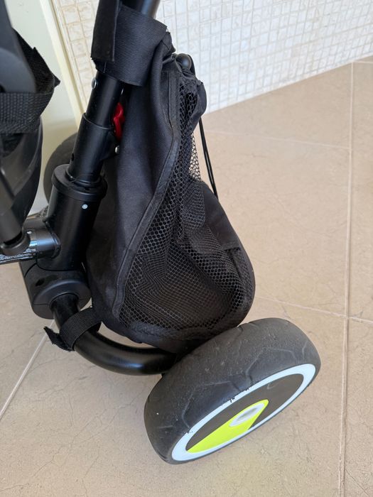 Triciclo evolutivo dobrável em ótimo estado