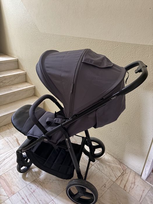 Carrinho de Bebê Kinderkraft TRIG 3 – Excelente Estado