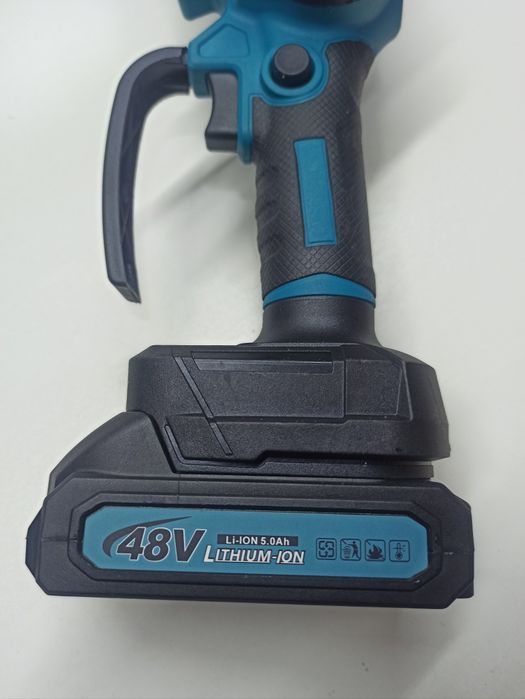 Piła Łańcuchowa Akumulatorowa 8cali 2 baterie 21V