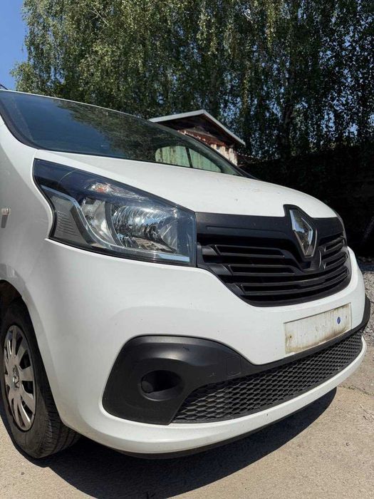 Крило Бампер решітка Рено Трафік 3 Renault Trafic Віваро