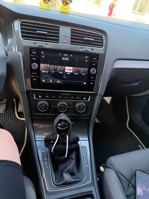 Volkswagen golf 2017 рік