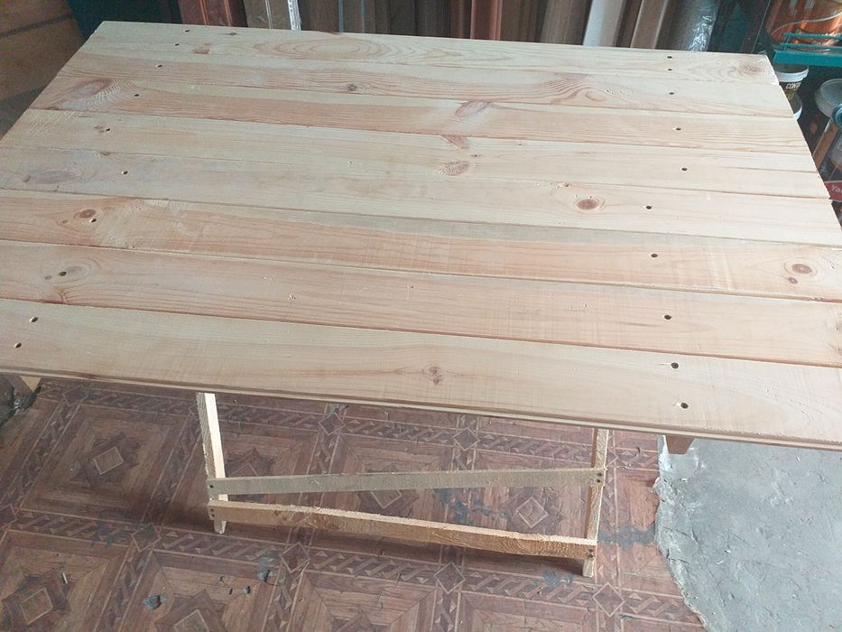 Столик розкладний