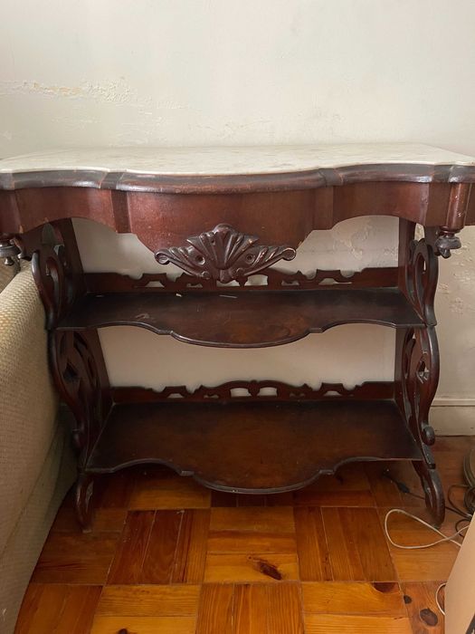 Consola em madeira maciça com tampo em mármore, vintage.