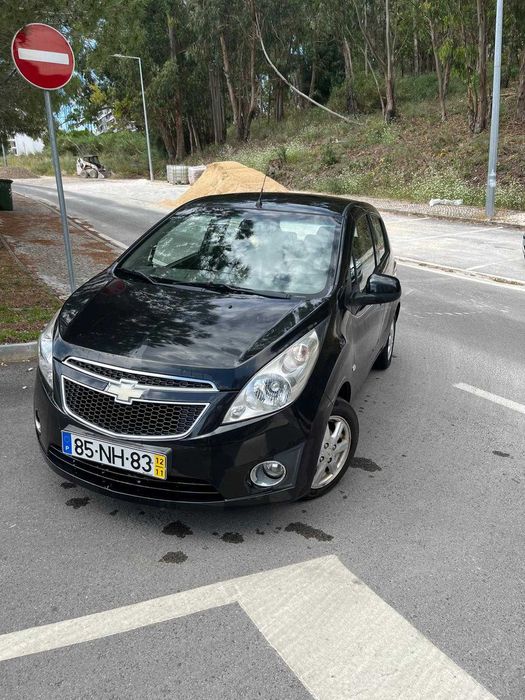 Chevrolet Spark  GPL econômico , ideal para cidade