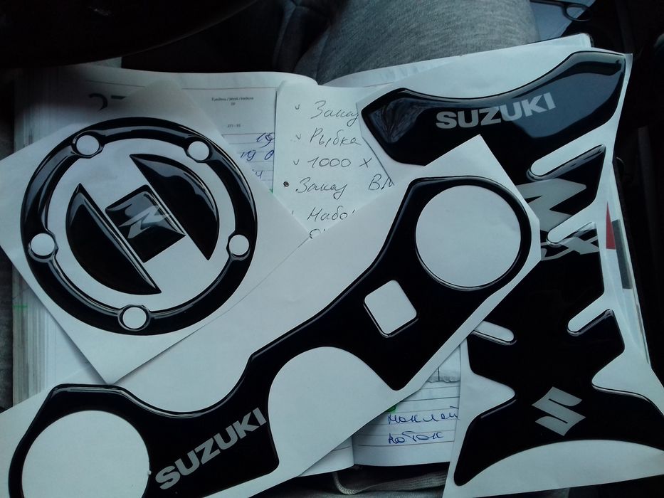 Накладки на бак, BMW Ducati Suzuki Kawasaki Honda Yamaha Mv Agusta