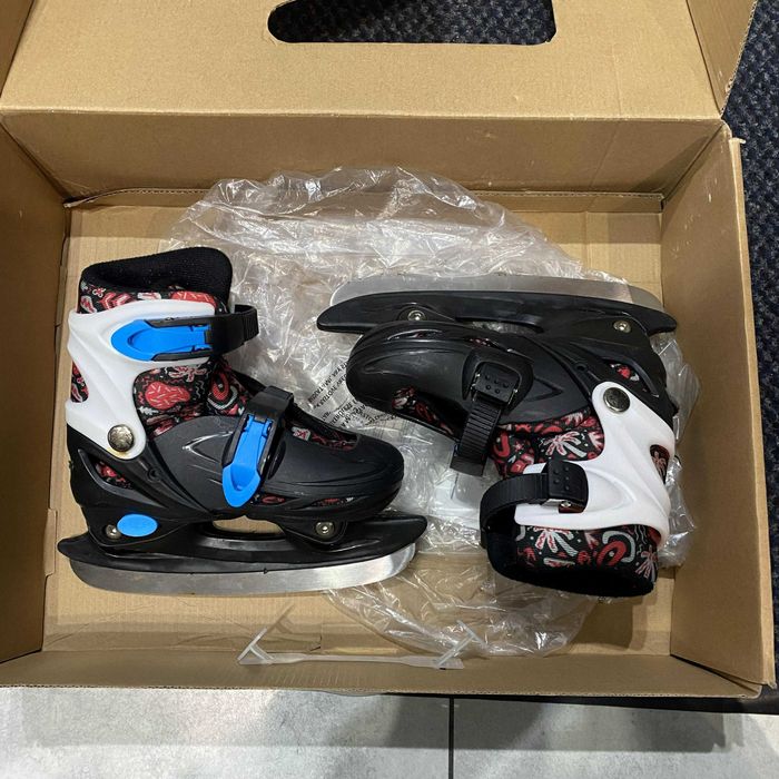 Łyżwy UM Skates czarne 31-34