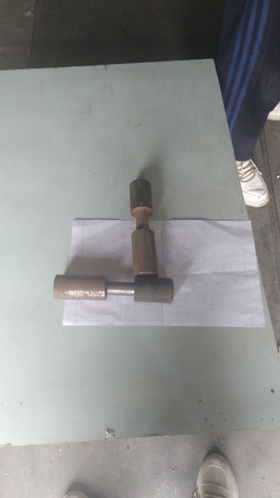 Петли для гаражных ворот